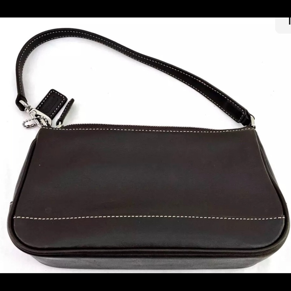 COPY - EUC AUTH:VINTAGE COACH-BROWN BAGUETTE.**LEATHER HAS BEEN CLEANED & CONDI…